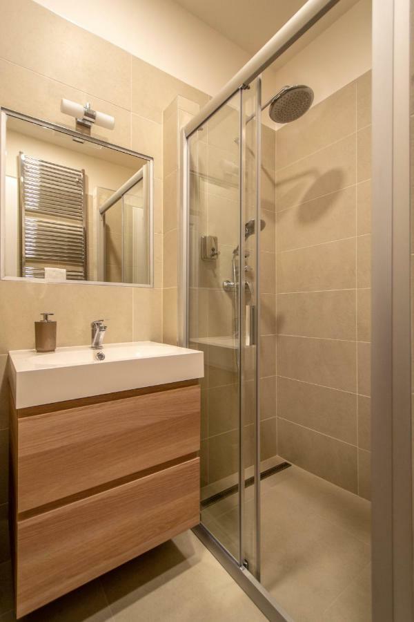 Ruterra Apartments By Cathedral Prague Exterior photo